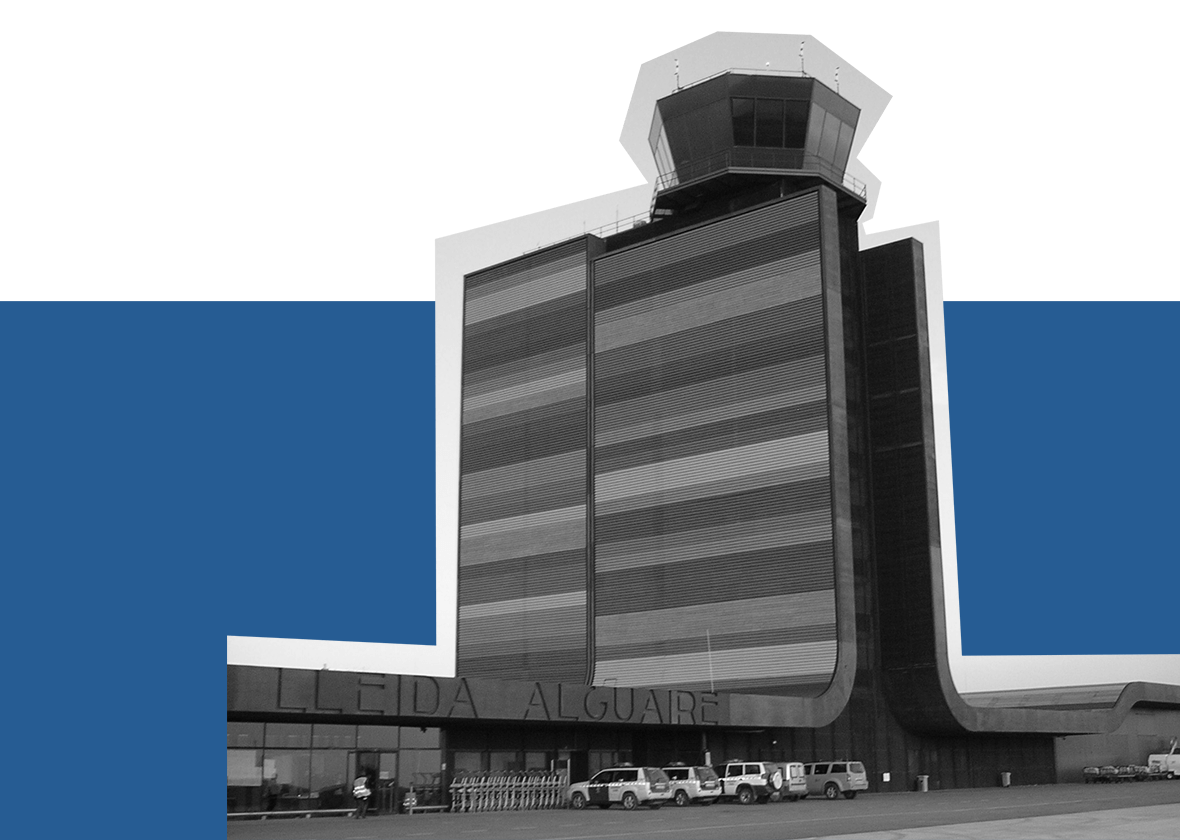 Torre de control aeropuerto Alguaire